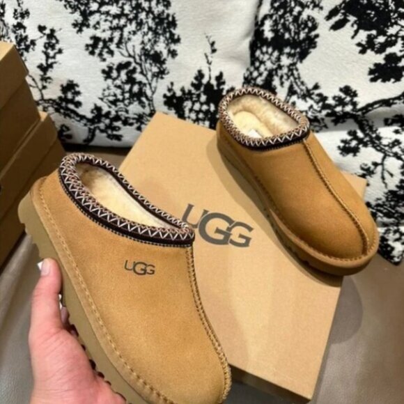 UGG Australia Tasman Chestnut Suede Slipper - Picture 4 of 6